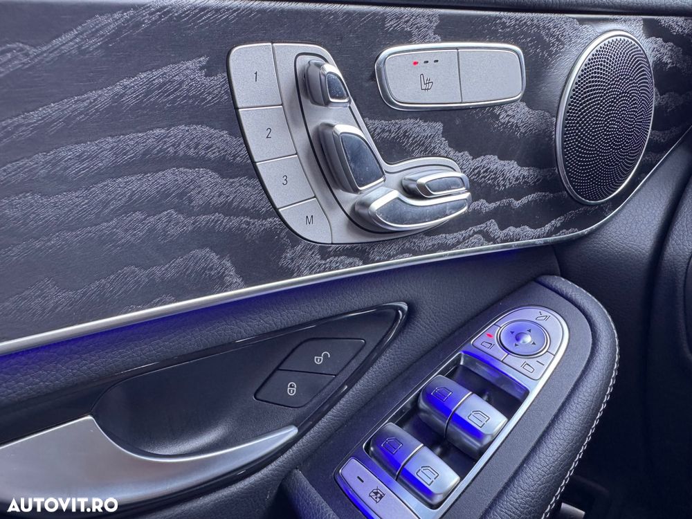 Mercedes-Benz GLC Coupe 300 e 4Matic 9G-TRONIC AMG Line Plus - 14
