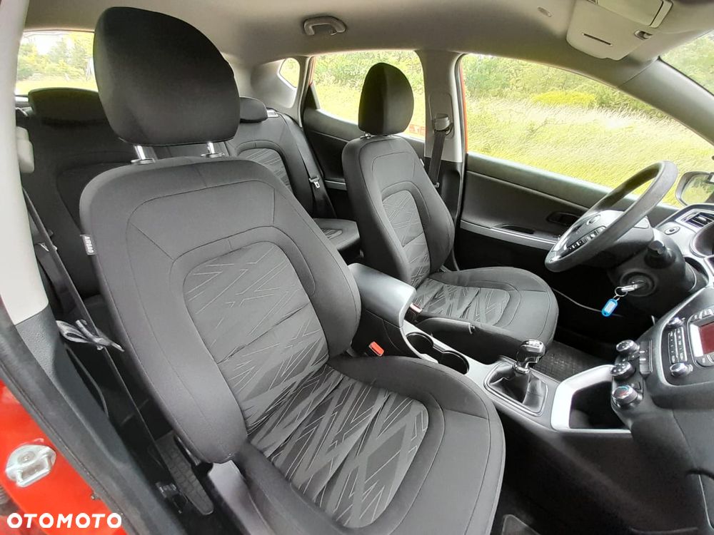 Kia Ceed 1.4 CRDi S - 22