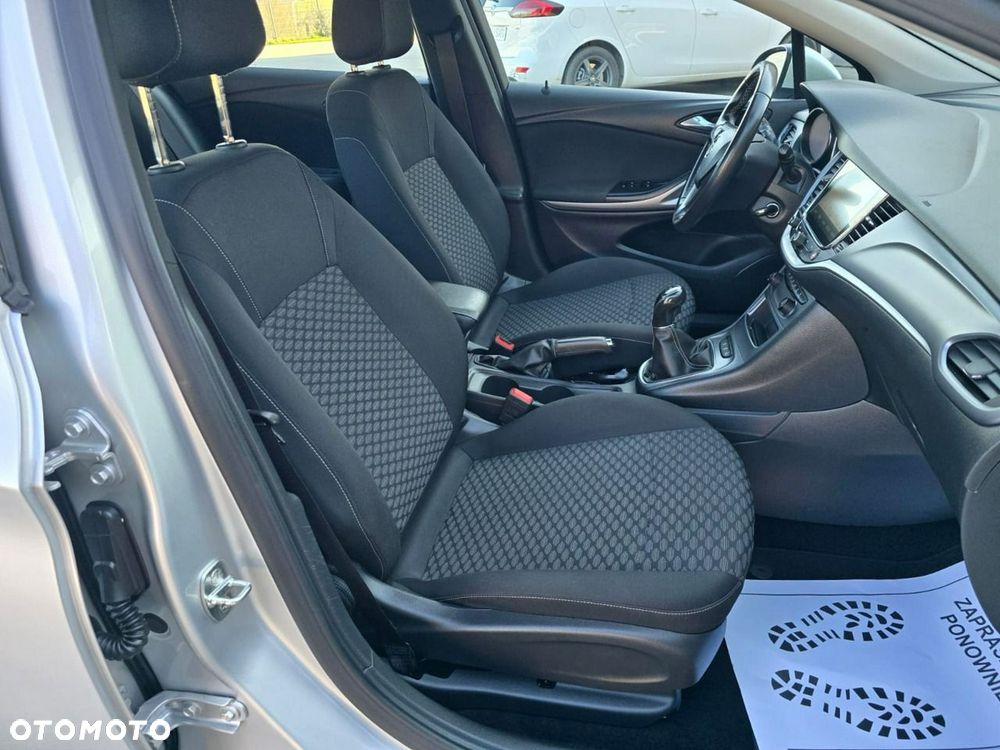 Opel Astra - 20
