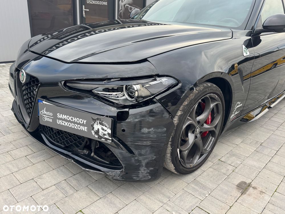 Alfa Romeo Giulia 2.9 Bi Turbo V6 Quadrifoglio Nring - 2