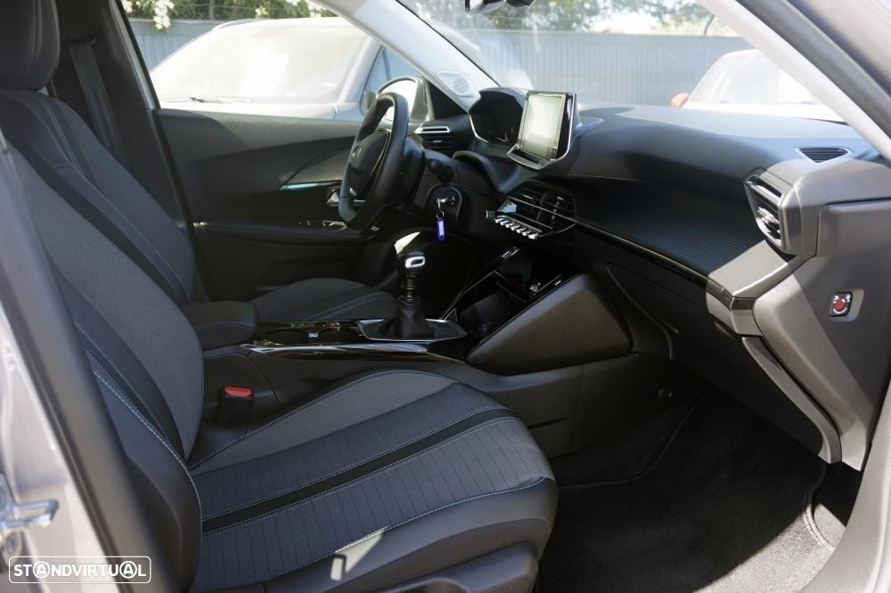 Peugeot 2008 1.2 PureTech Allure - 6
