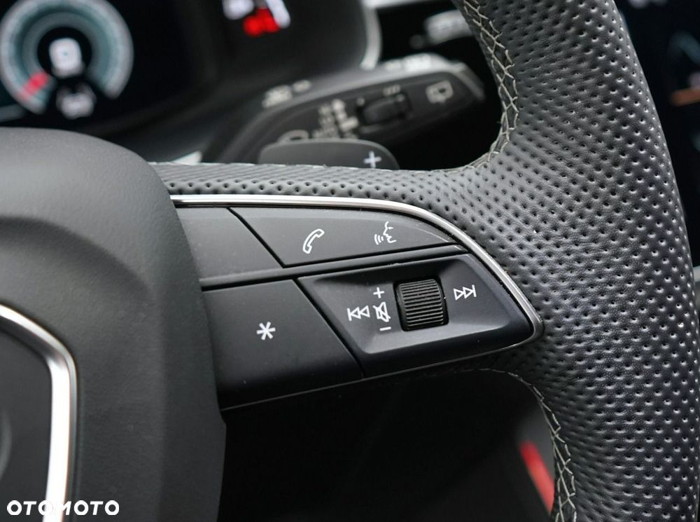 Audi Q8 - 17