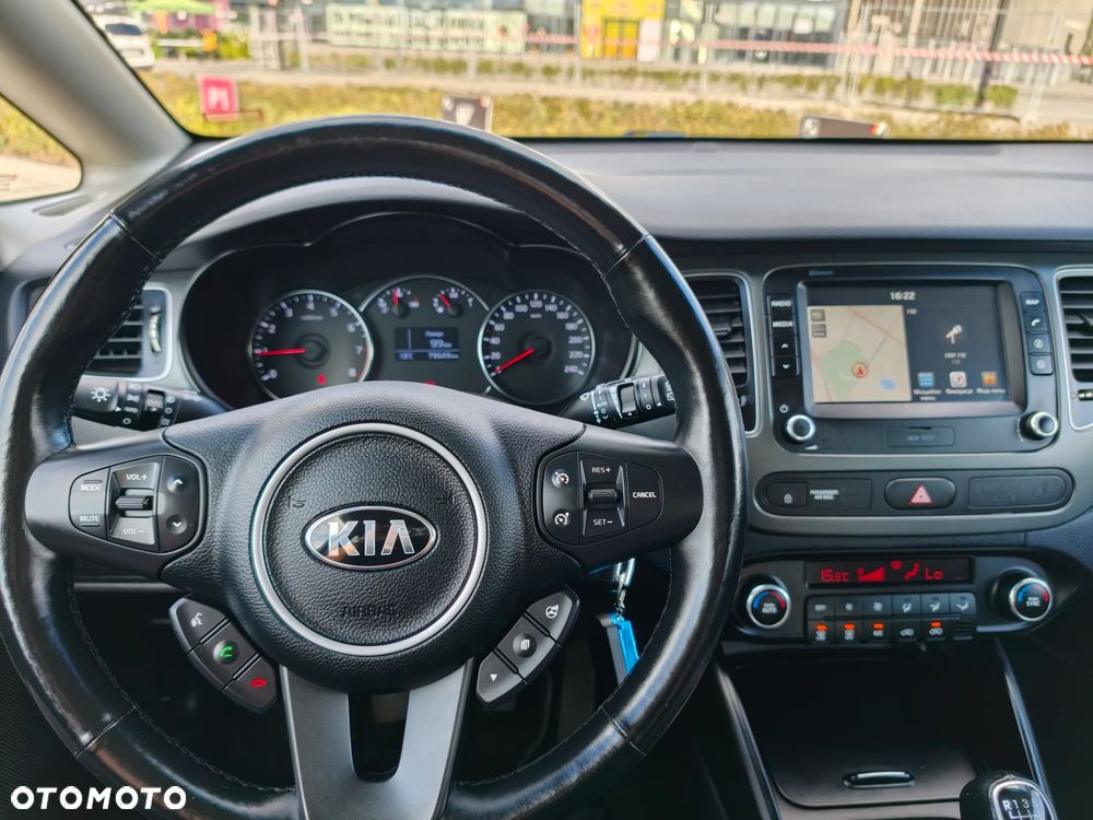 Kia Carens 1.6 GDI Dream-Team Edition - 15