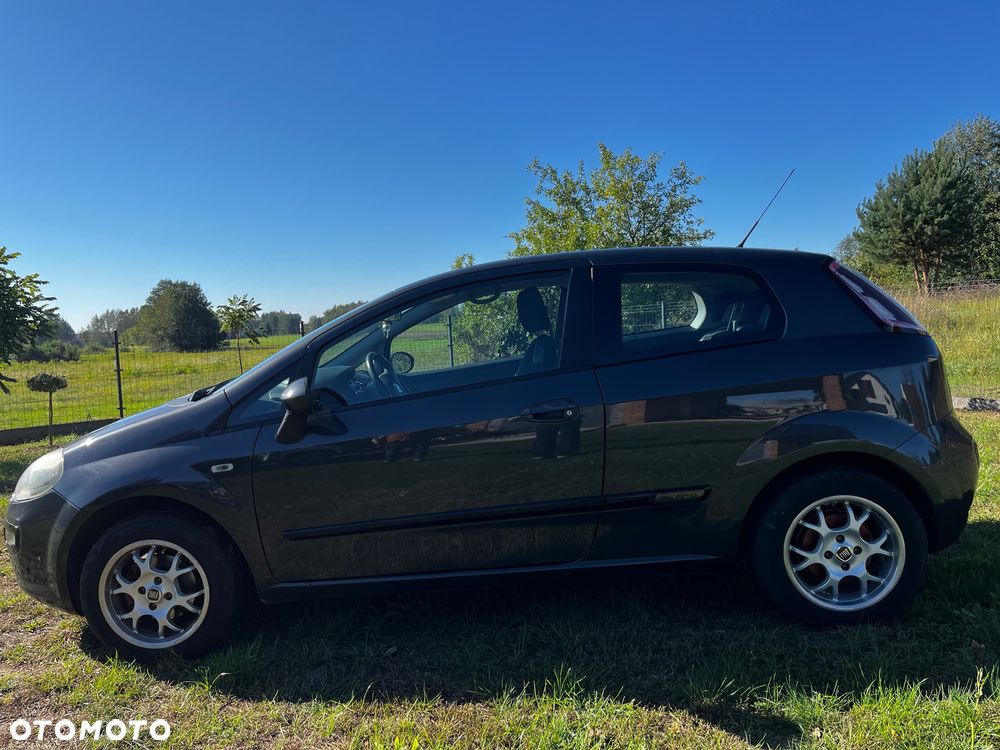 Fiat Grande Punto - 2
