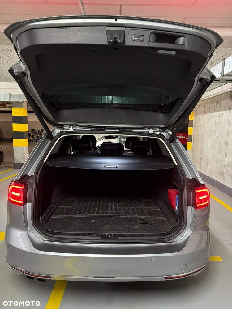 Volkswagen Passat 1.8 TSI BMT Highline DSG - 29