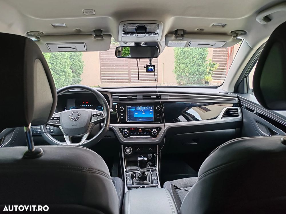 SsangYong Korando - 8