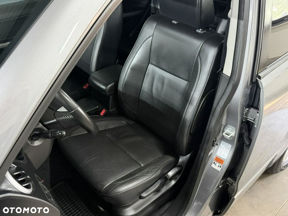 Suzuki Grand Vitara - 12