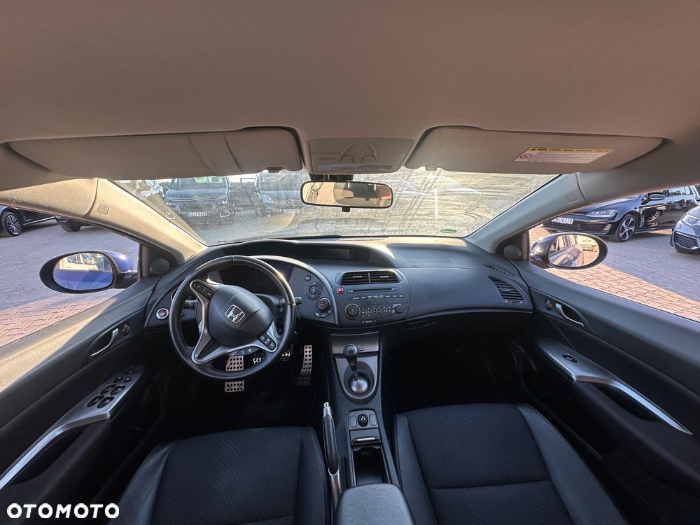 Honda Civic 1.4 i-VTEC - 10