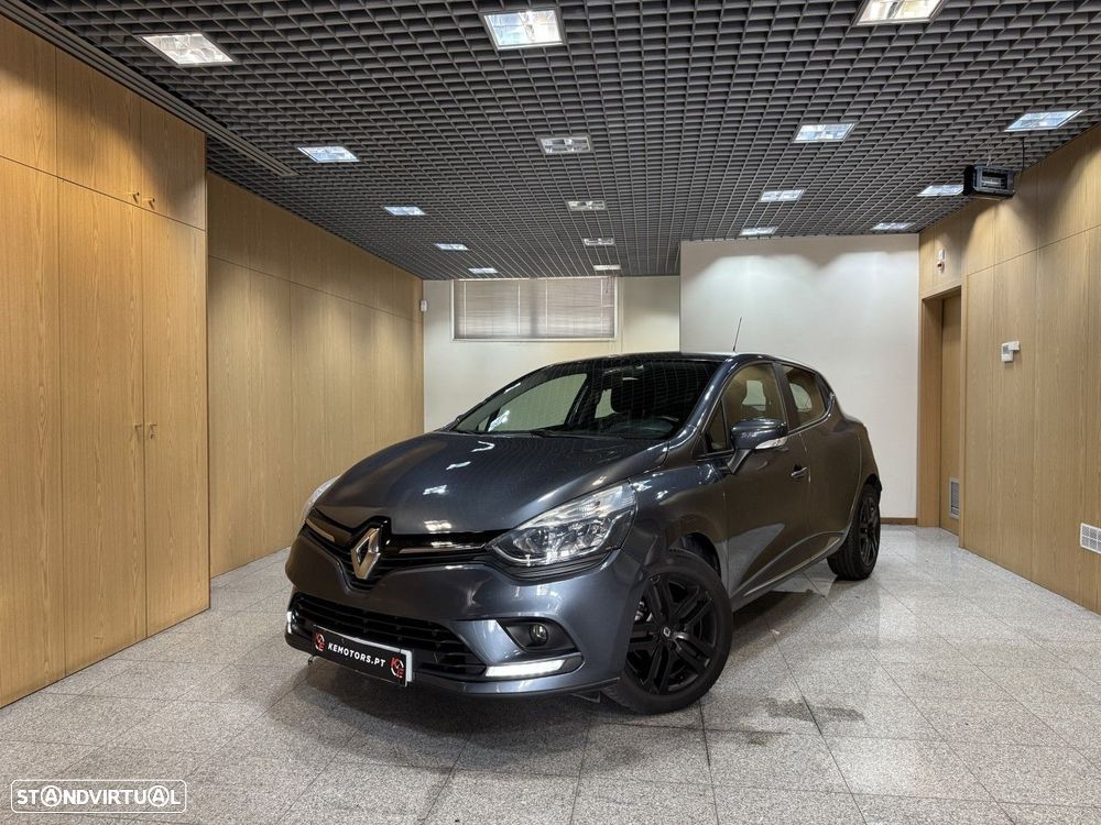 Renault Clio 1.5 dCi Comfort - 1