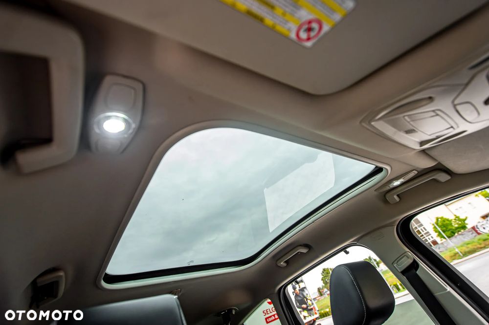 Ford C-MAX 1.6 EcoBoost Titanium - 23