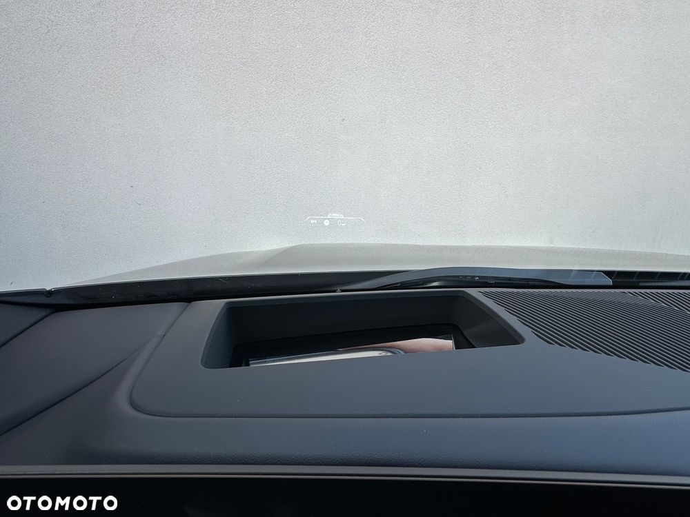 BMW Seria 5 540d xDrive mHEV M Sport Edition - 32