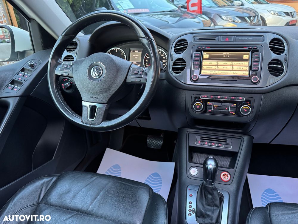 Volkswagen Tiguan 2.0 TDI DPF 4Motion BlueMotion Technology DSG Sport & Style - 8