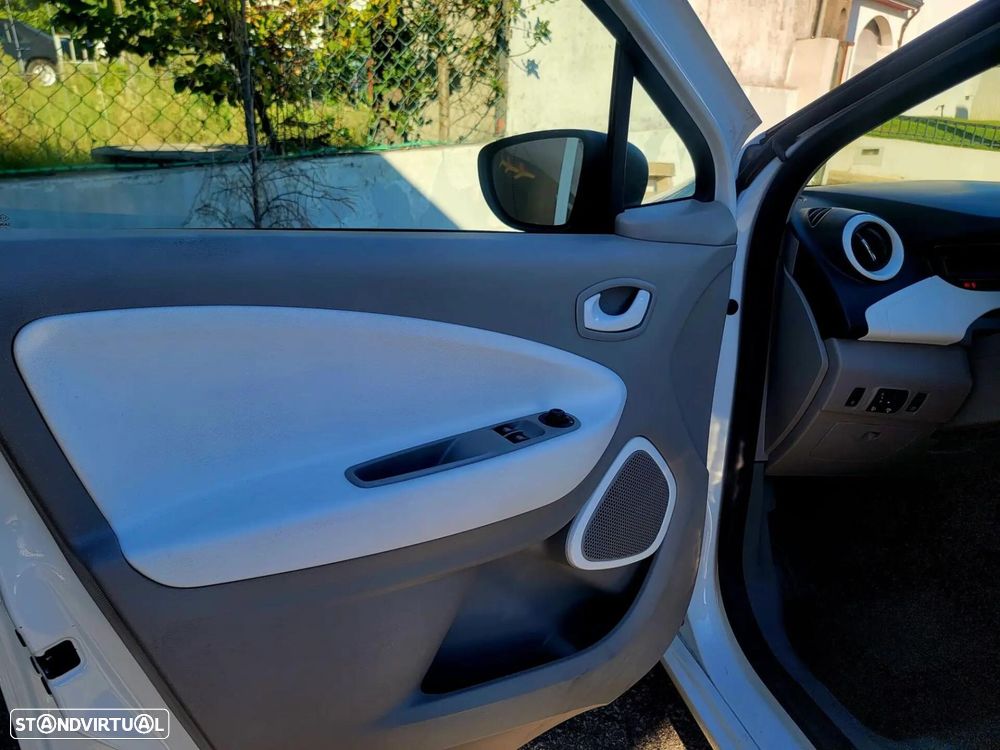 Renault Zoe (c/ Bateria) 41 kwh Life - 13