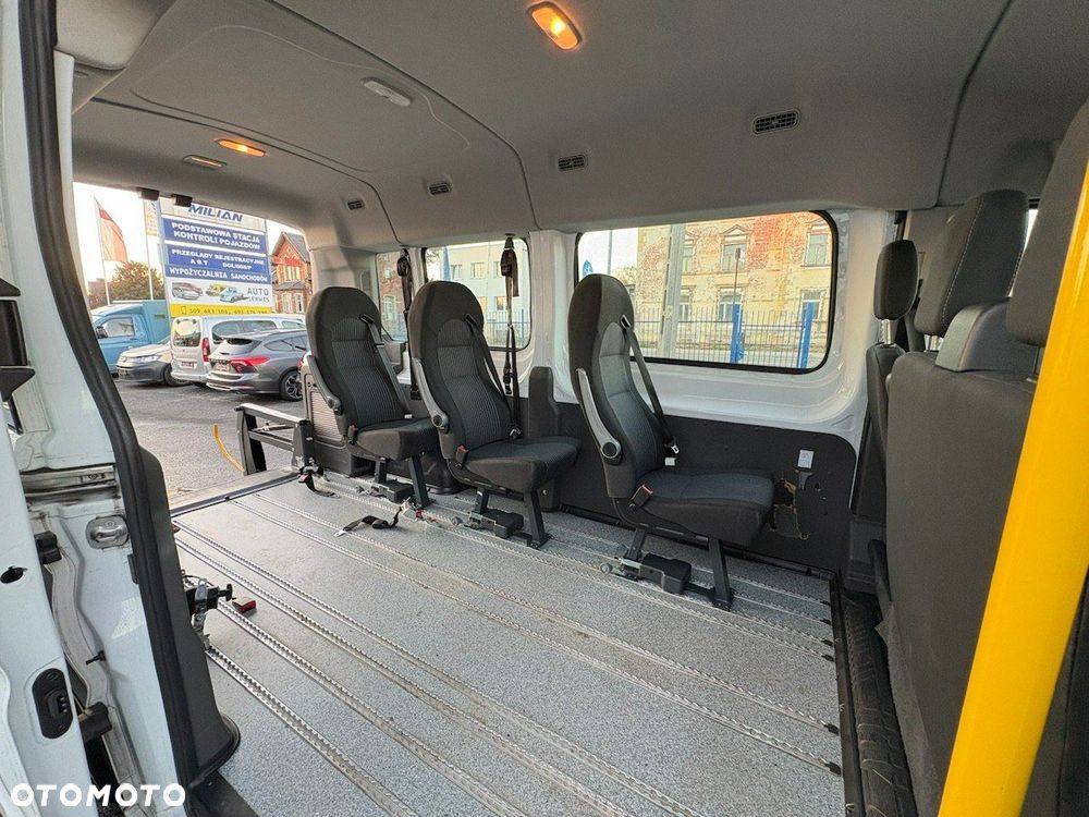 Ford Transit - 17