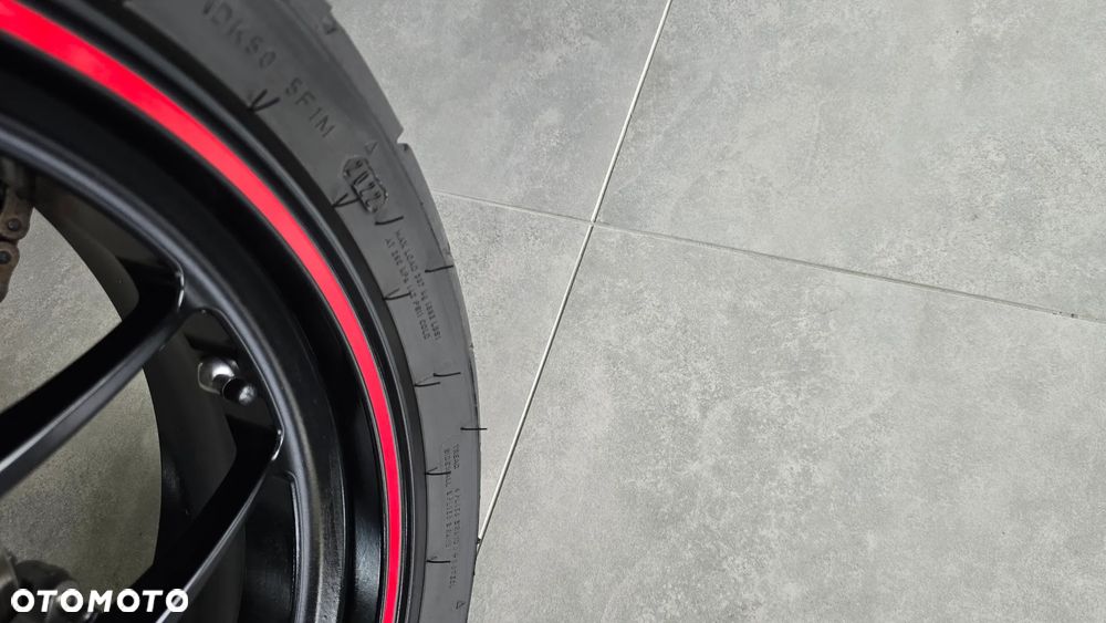 MV AGUSTA Brutale - 40