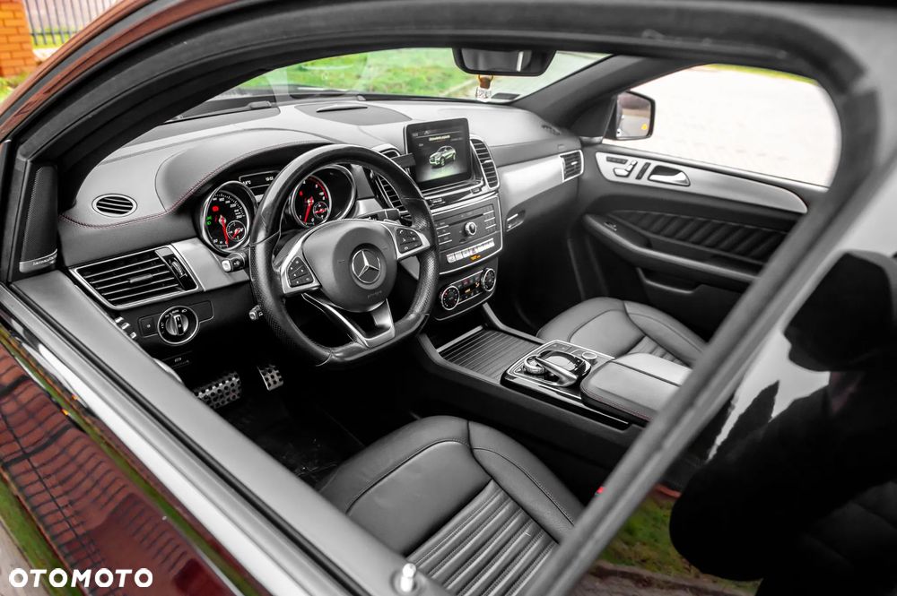 Mercedes-Benz GLE 350 d 4Matic 9G-TRONIC AMG Line - 17