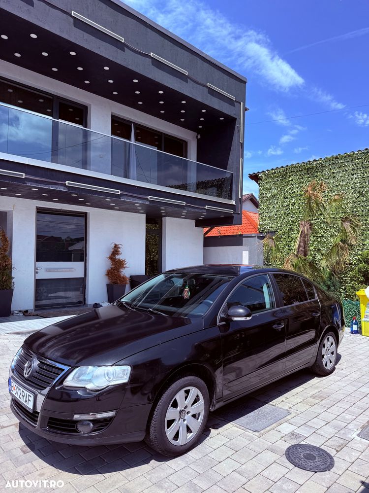 Volkswagen Passat 2.0 TDI BlueMotion Technology Comfortline - 2