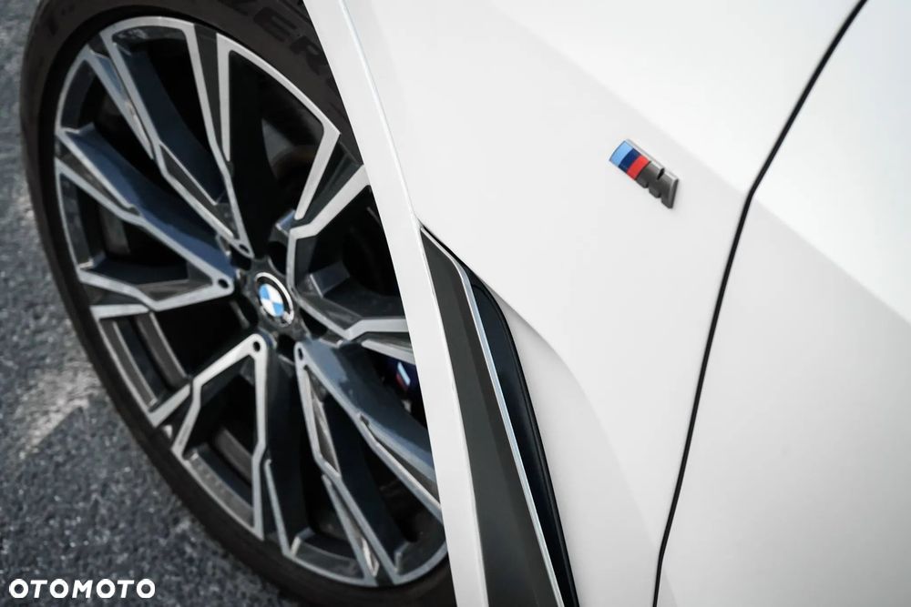 BMW X7 M50d - 11