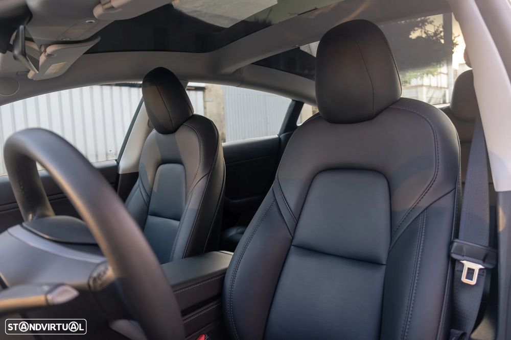 Tesla Model 3 Long Range Tração Integral - 28