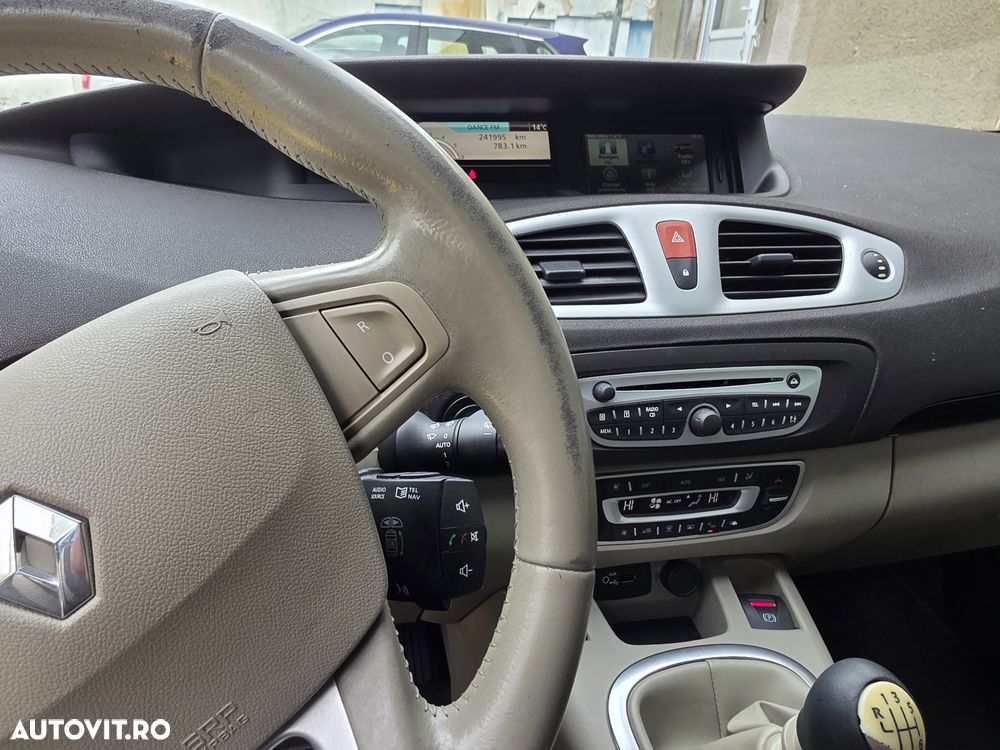 Renault Scenic 1.9dCi Privilege - 18