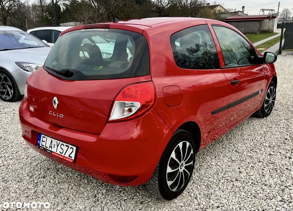 Renault Clio 1.2 16V 75 Dynamique - 6
