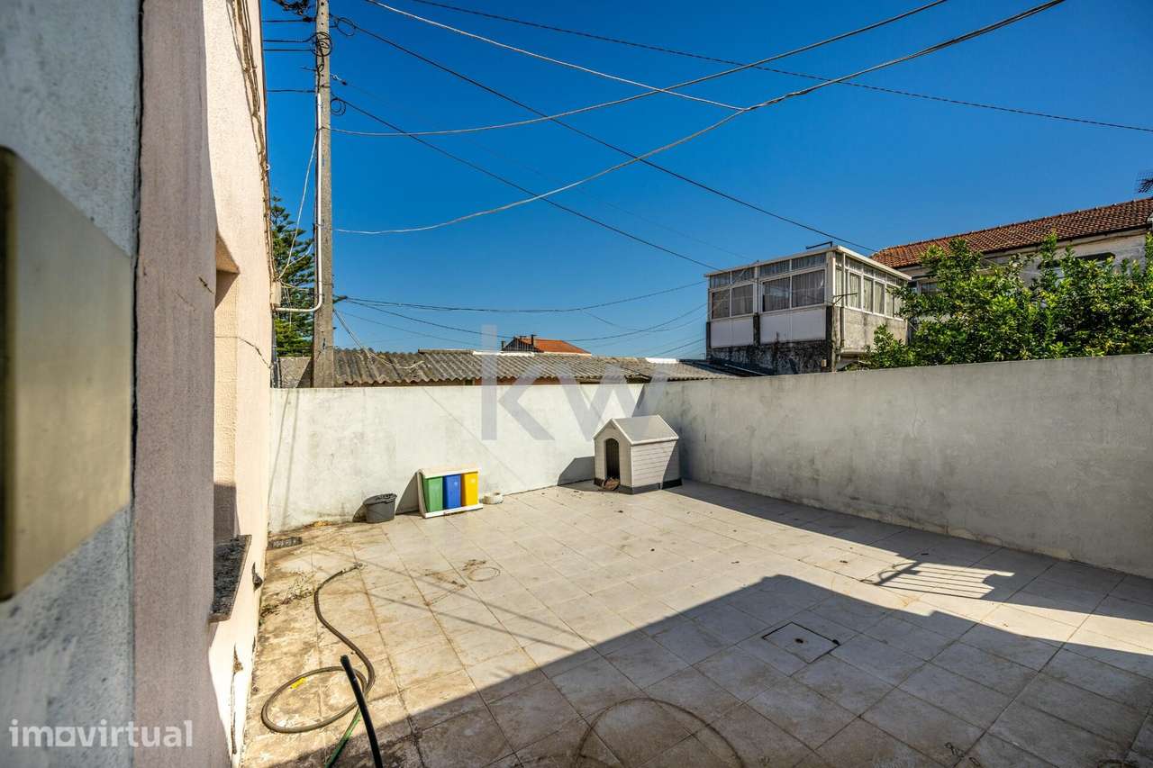 Descubra o refúgio perfeito em Santo Ovídeo  - Moradia Térrea  T1 tipo - Grande imagem: 2/26