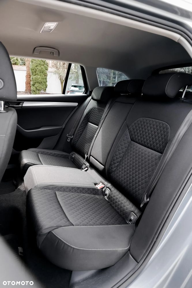 Skoda Superb 2.0 TDI SCR 4x4 Ambition DSG - 11