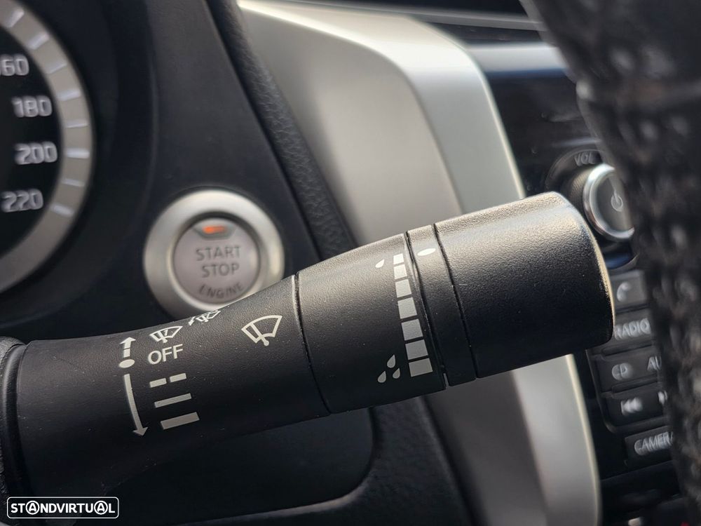 Nissan Navara 2.3 dCi CD 4WD N-Connecta Nav+Barras - 33