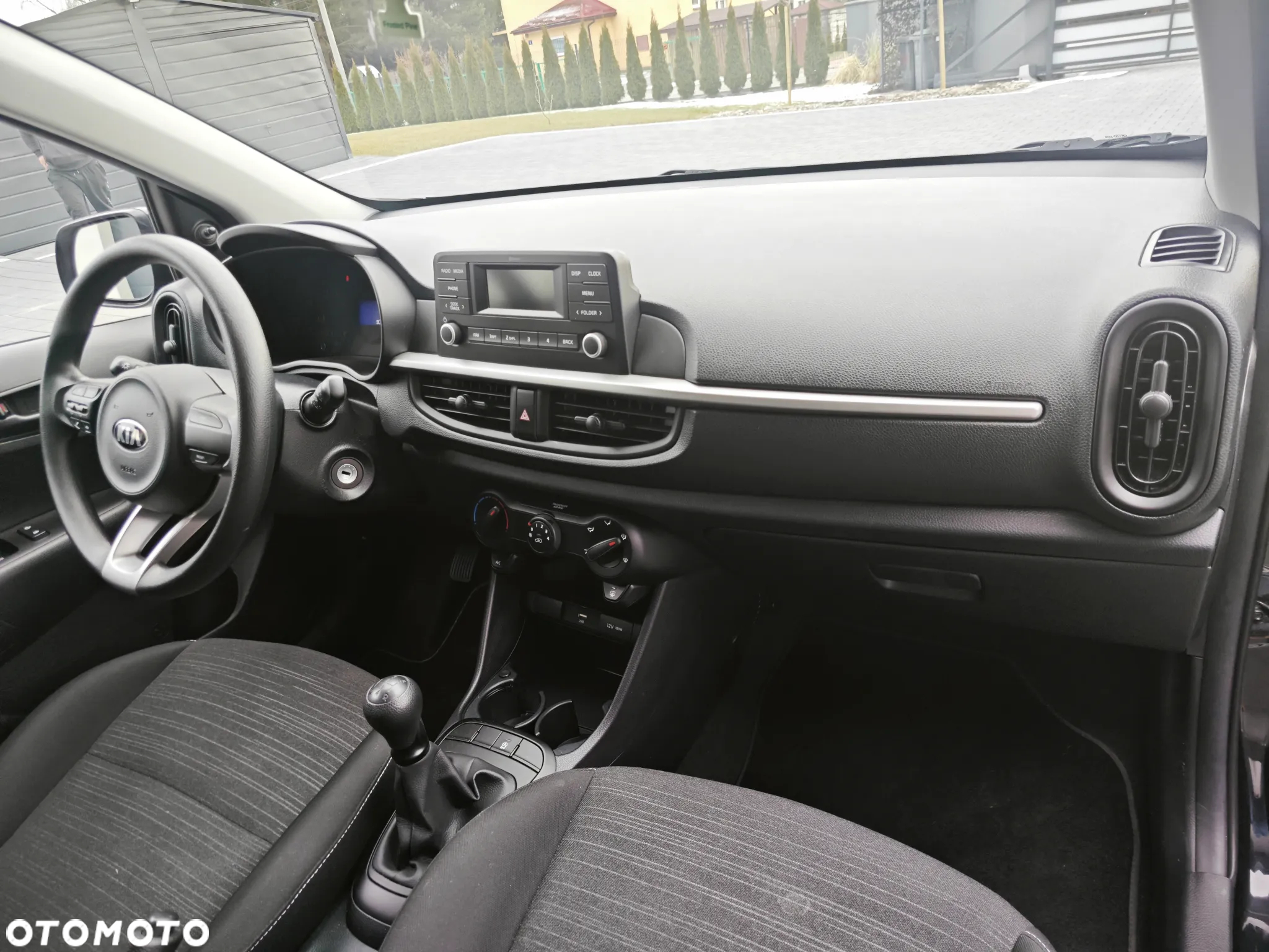 Kia Picanto 1.0 Attract - 19