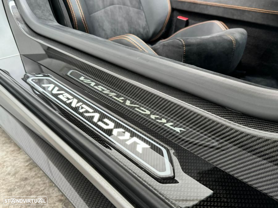 Lamborghini Aventador S - 24
