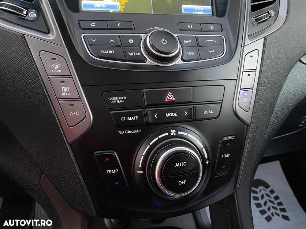 Hyundai Grand Santa Fe 2.2 CRDi 4WD Automatik Luxury - 28