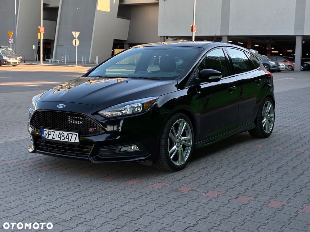 Ford Focus 2.0 EcoBoost ST - 5