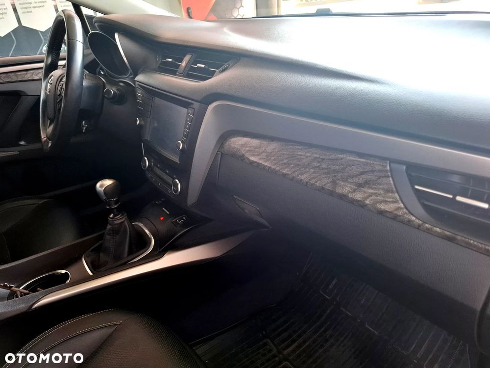Toyota Avensis 1.8 Prestige - 7