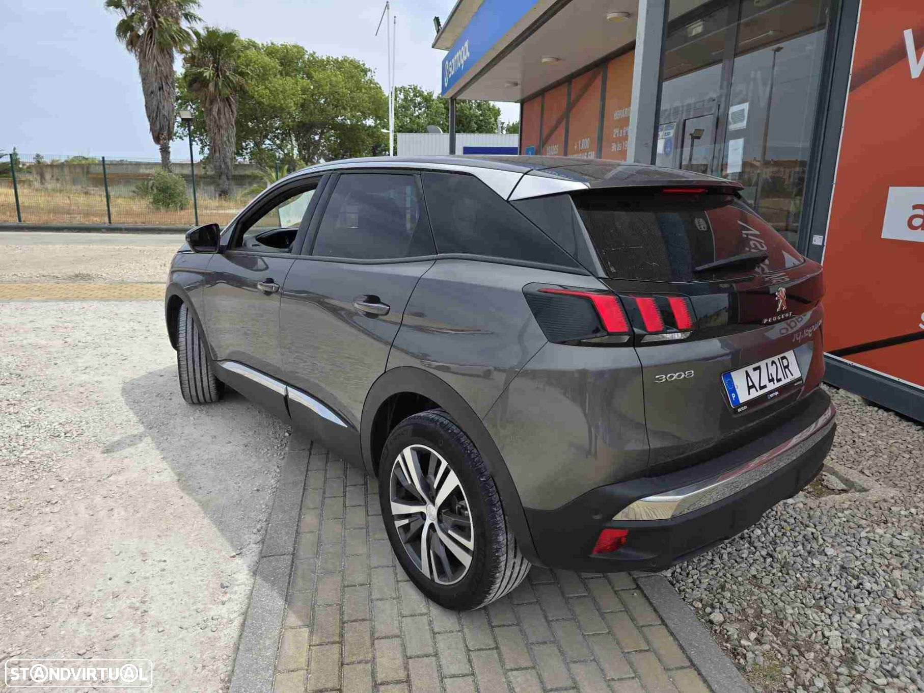 Peugeot 3008 1.5 BlueHDi Allure Pack EAT8 - 3
