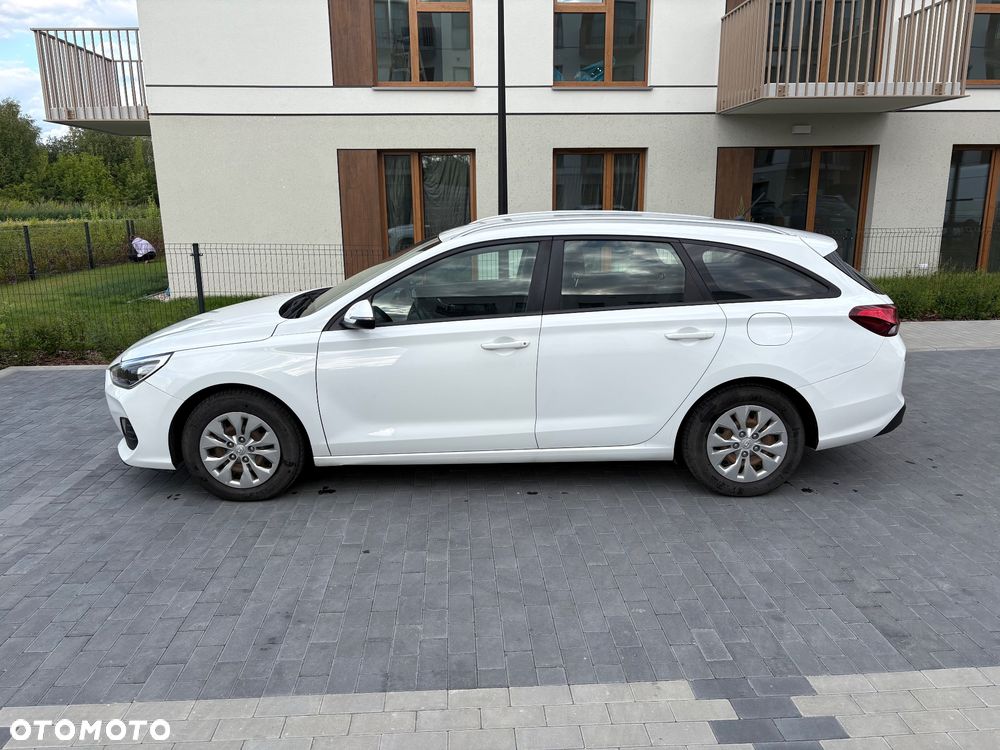 Hyundai i30 1.6 CRDI Premium - 3
