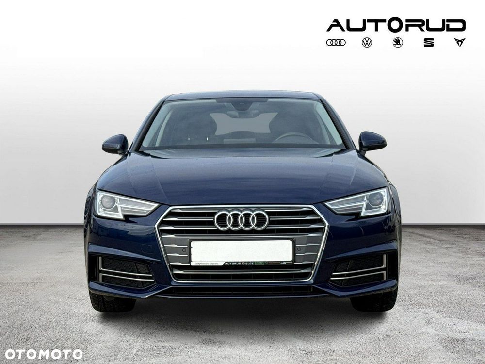 Audi A4 Limousine - 8