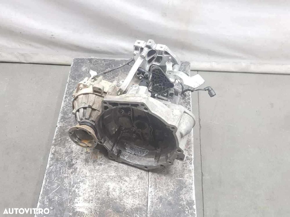 Cutie de viteze VW Passat 1.6 TDI; LUB; 5 Trepte - 1