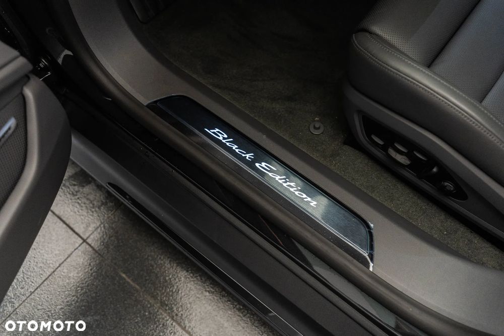 Porsche Taycan 105kWh 4S Black Edition - 19