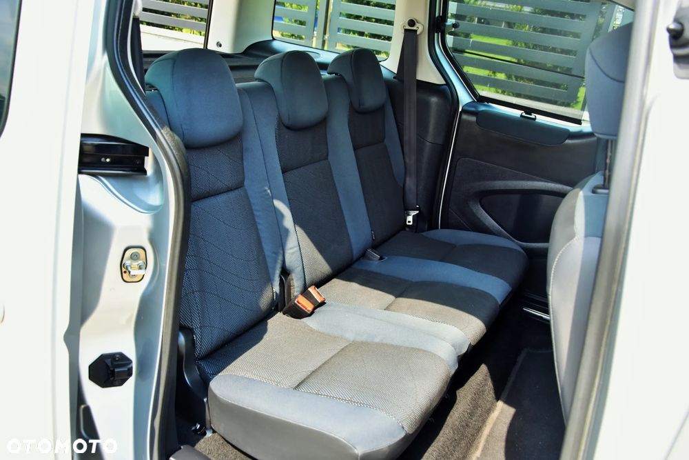 Peugeot Partner Kombi 90 Premium - 22