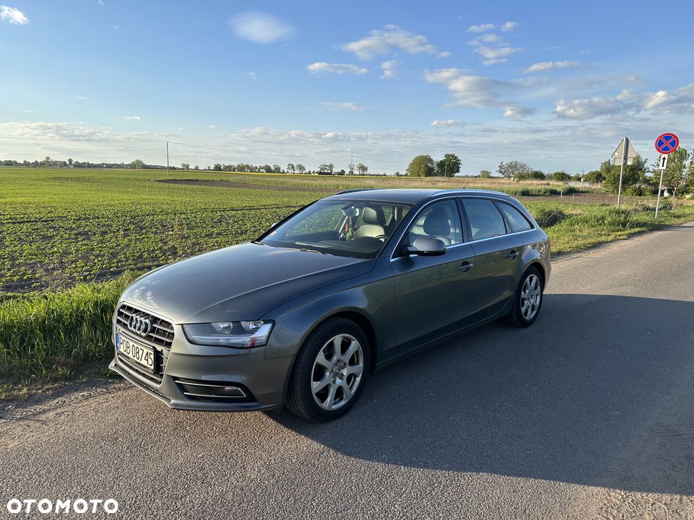 Audi A4 Avant - 1