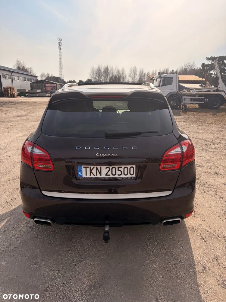 Porsche Cayenne Diesel Platinum Edition - 4