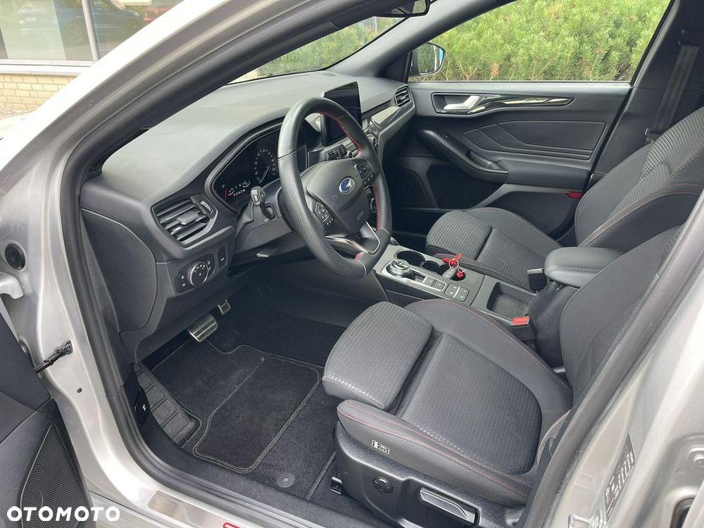Ford Focus - 21