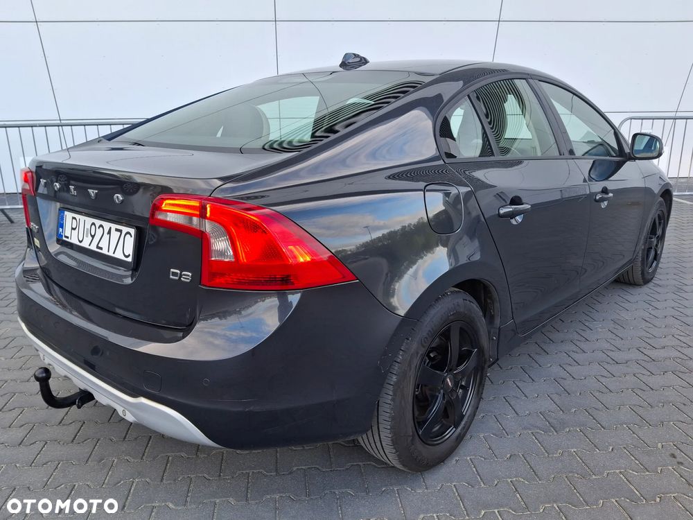 Volvo S60 D3 Geartronic Summum - 18