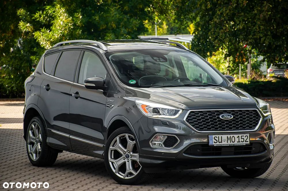 Ford Kuga - 1