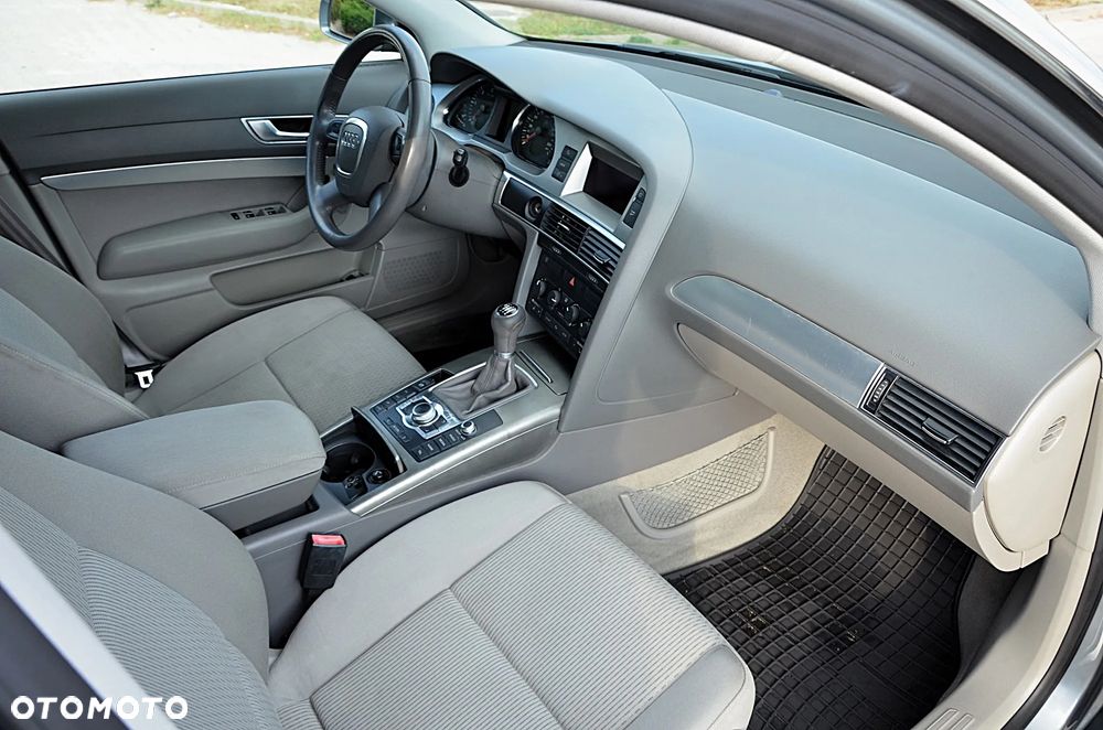 Audi A6 - 24