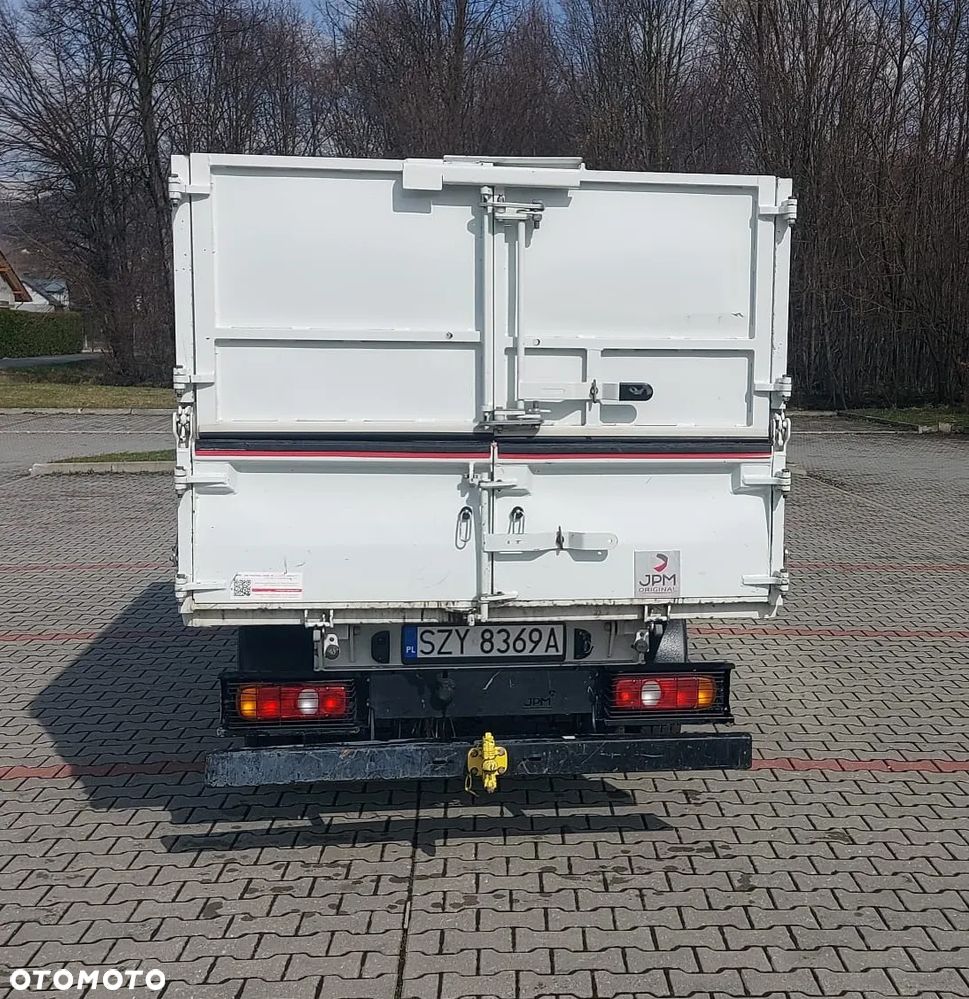 Mitsubishi FUSO CANTER - 10