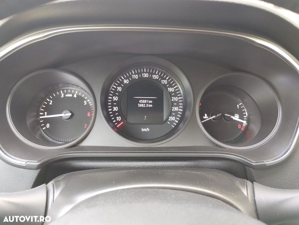 Renault Megane TCe 116 GPF Zen - 13