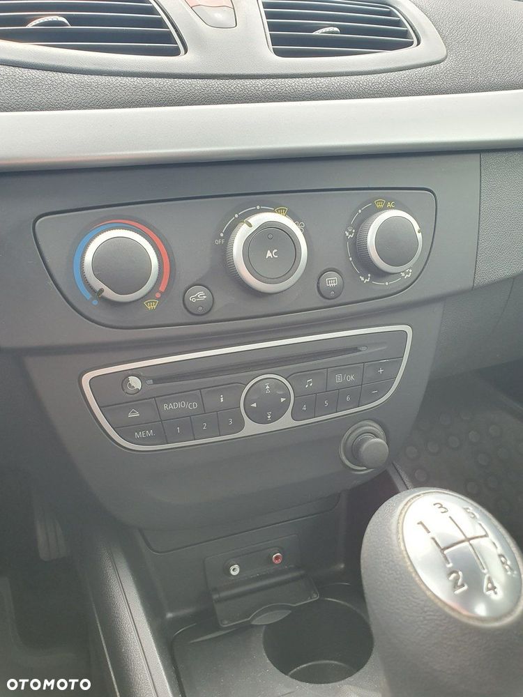 Renault Fluence - 18