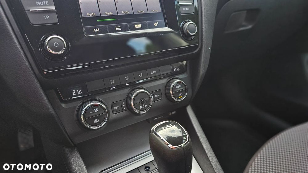 Skoda Octavia - 30