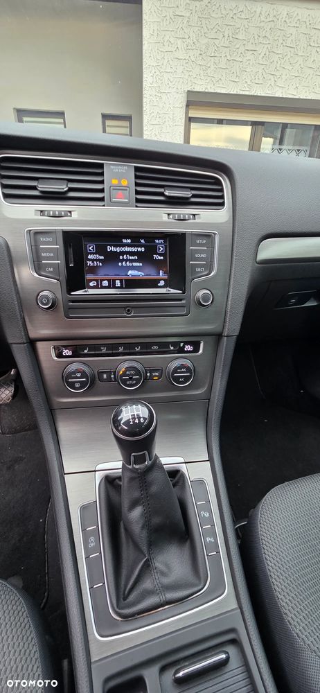 Volkswagen Golf 1.2 TSI Style - 25
